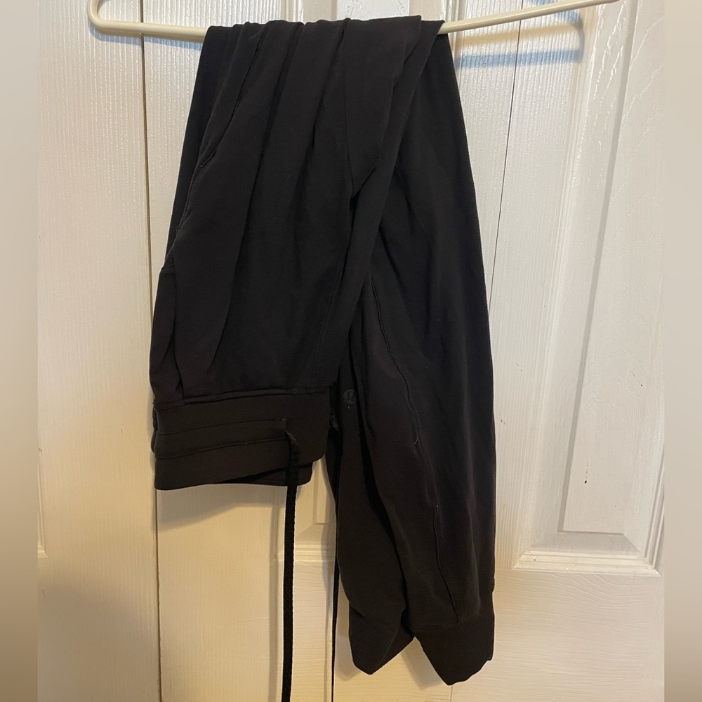 Lululemon joggers